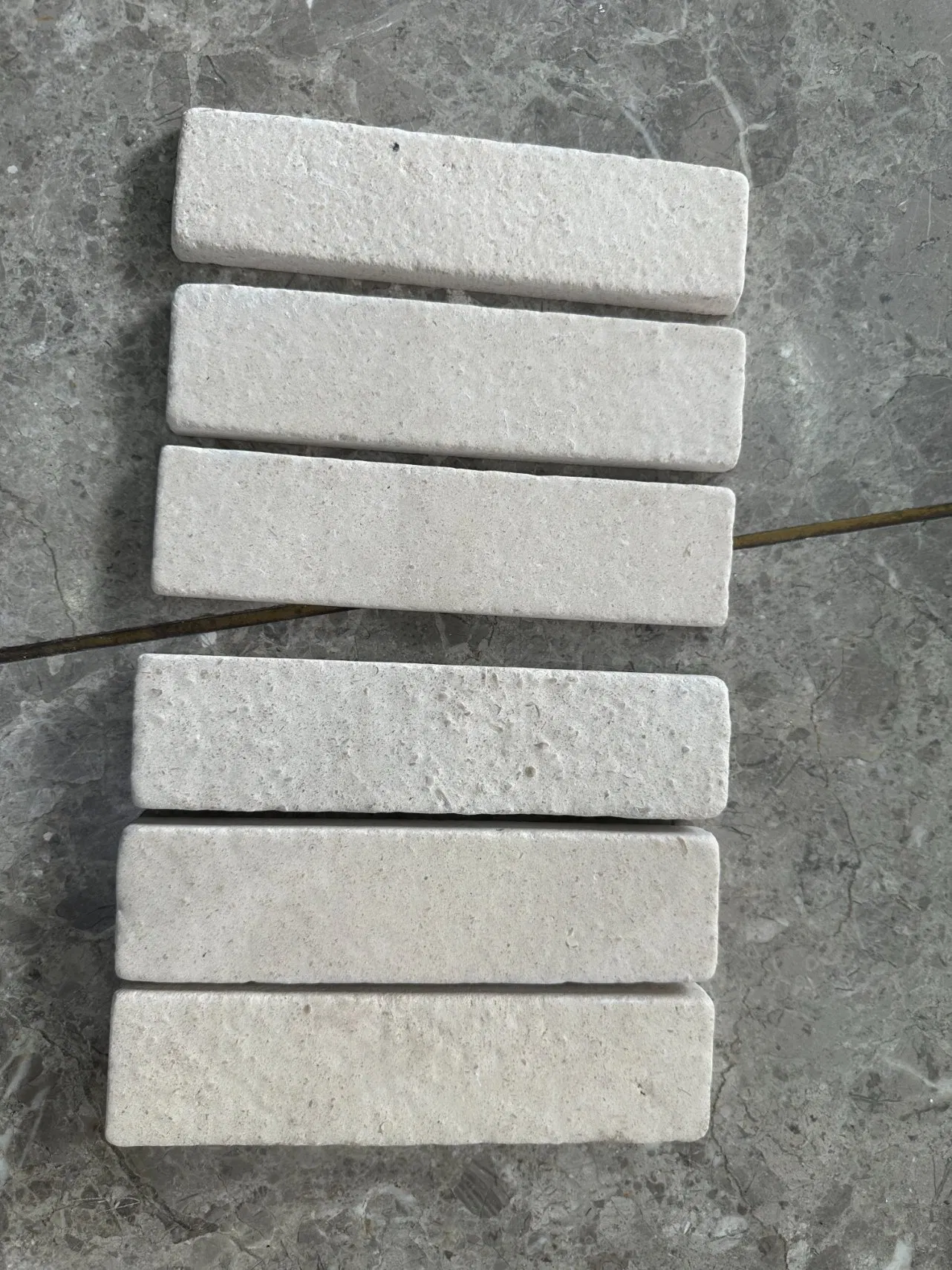 Natural Stone Portuguese Limestone Tiles Strip for Wall Cladding