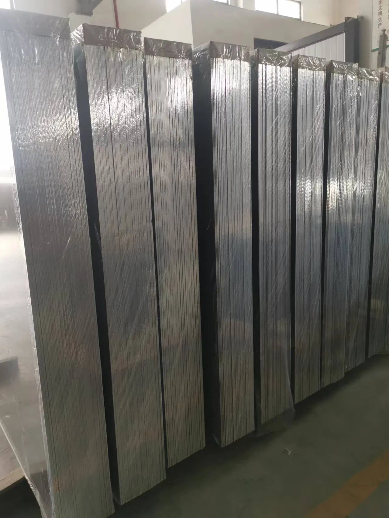 Premium Quality Silver Aluminum Mirror Glass - 2.5mm to 5mm Thickness
