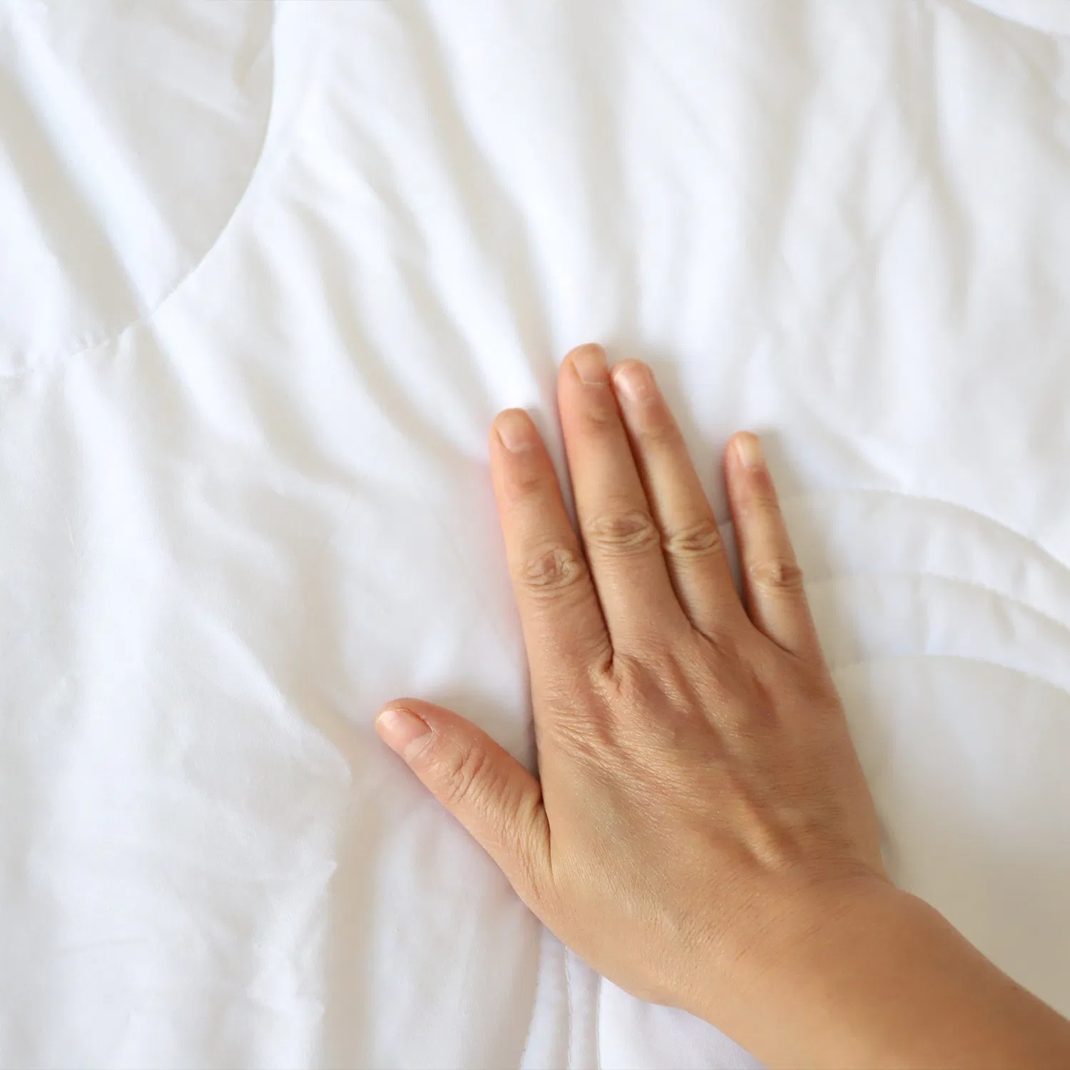 Quilted Waterproof Woven Mattress Protector with Extra Deep Fitted Sheet