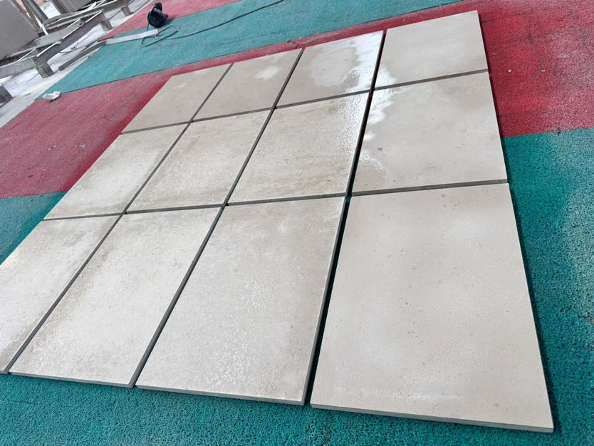 Sandblast/Honed/ Polished/Nature Splite Castle Beige Limestone Tile for Floor and Wall