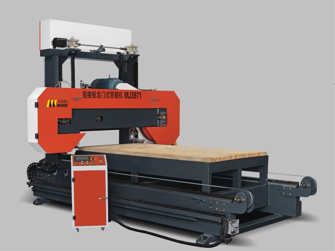 Станок ленточнопильный горизонтальный по дереву