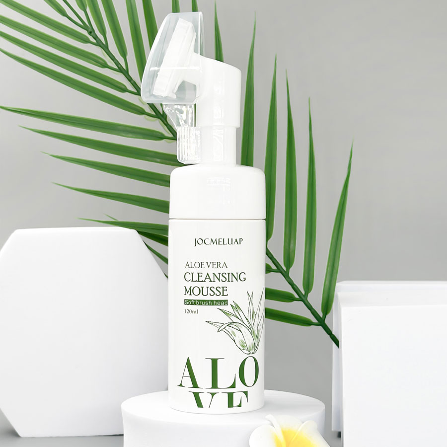 OEM Face Wash Cleanser for Sensitive Skin Aloe Vera Foaming Acne Whitening Foaming Exfoliating Deep Cleaning Mousse Face Wash