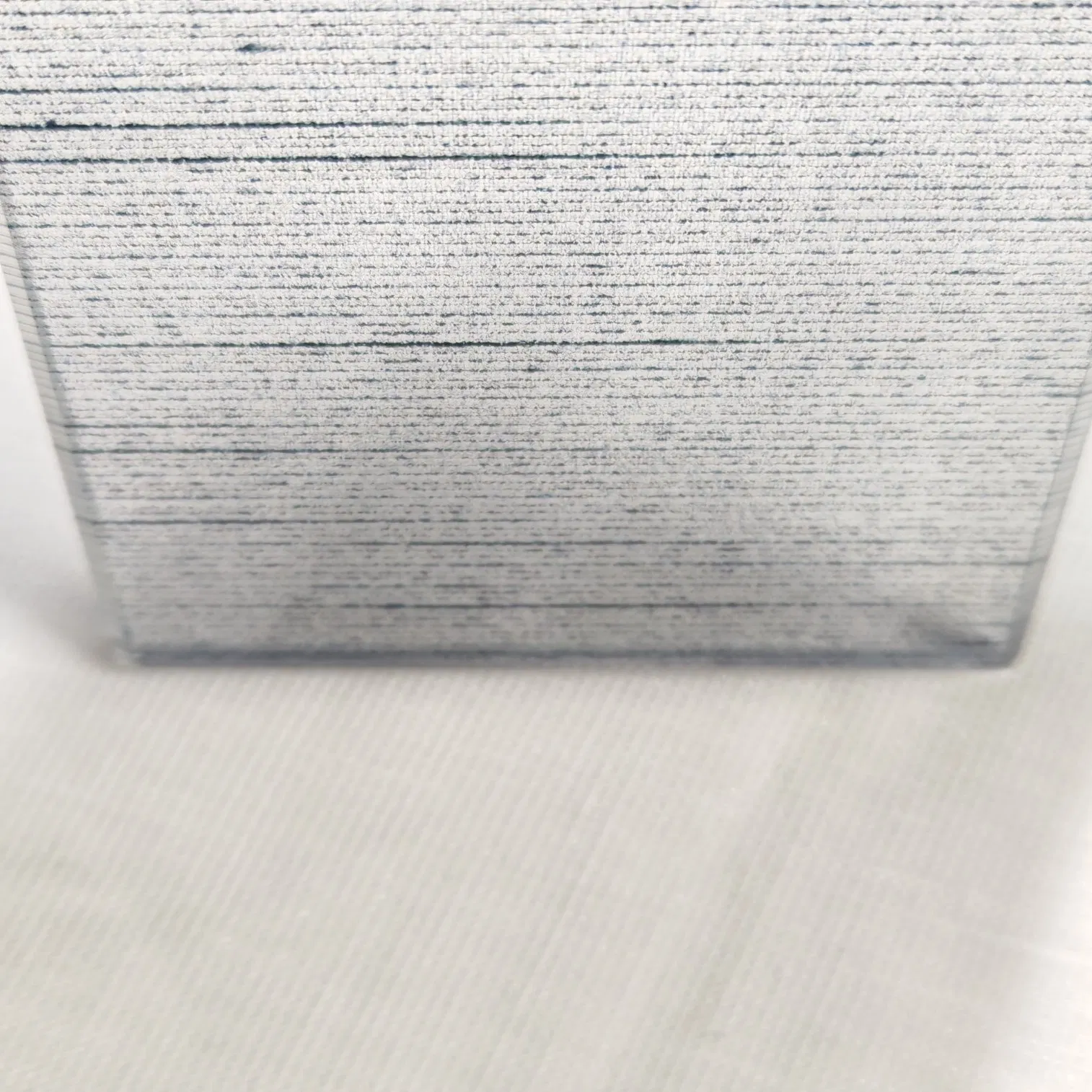 Deep Glossy Finish Thick Furniture Glass Laminated Glass
