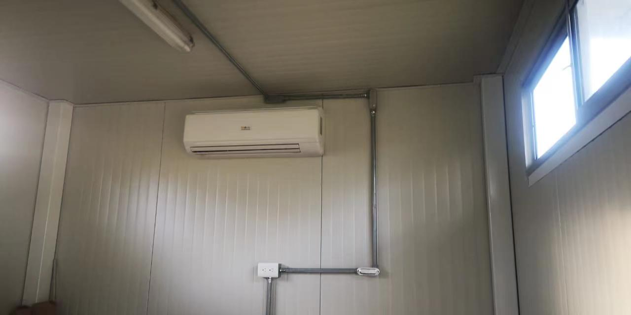 Кондиционер Gamko 9000 BTU с солнечной панелью