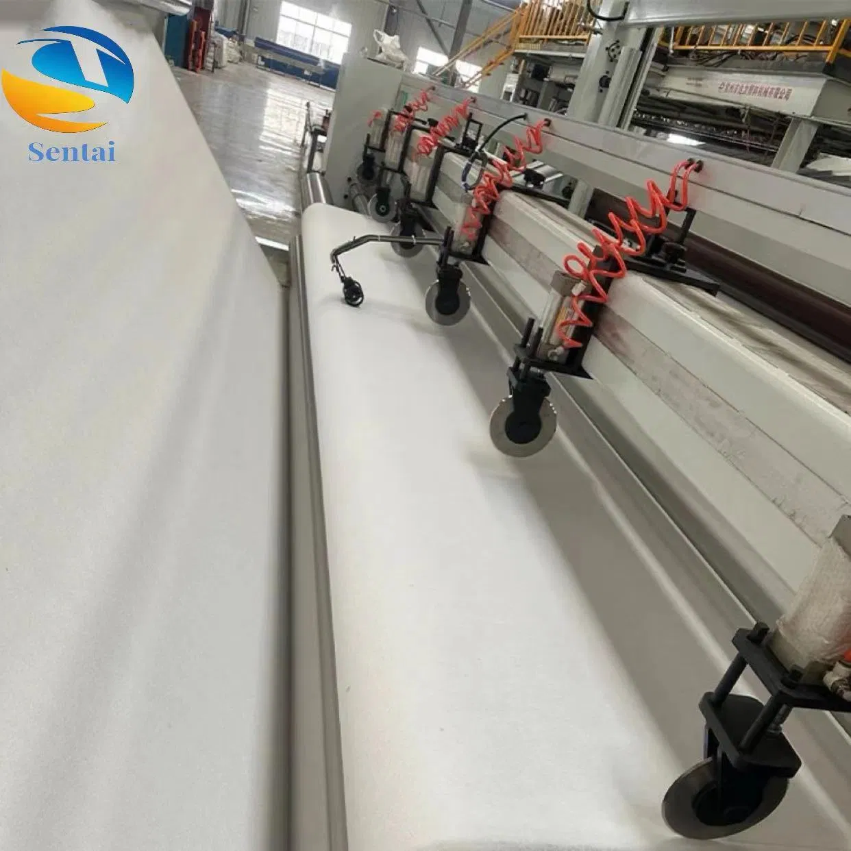 White Polyester/Polypropylene Short Fiber Needle Punched Geotextile Reinforced Geotextile for Aircraft Runway Foundation