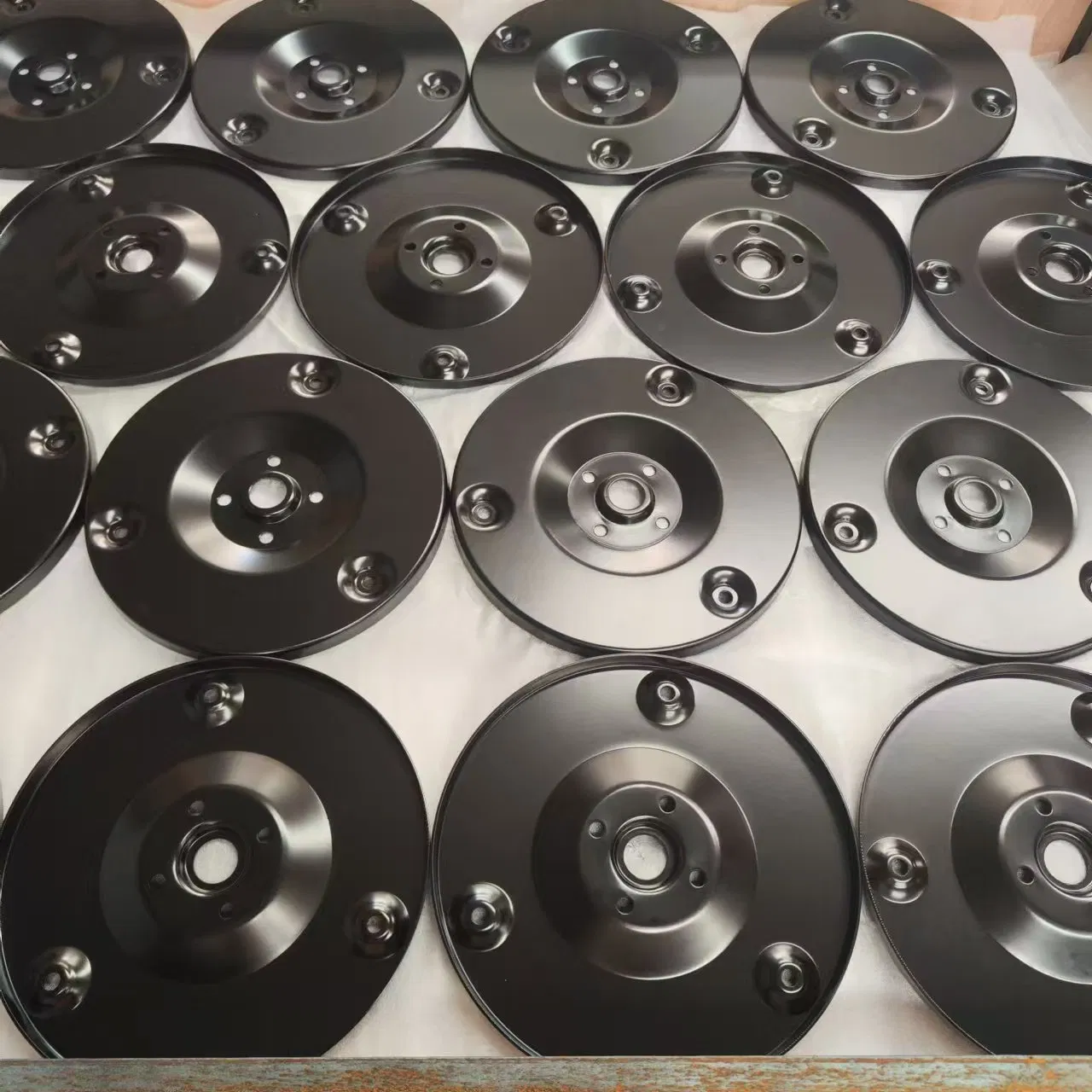 Custom Heavy-Duty Wheel Hub Assembly for Industrial Applications