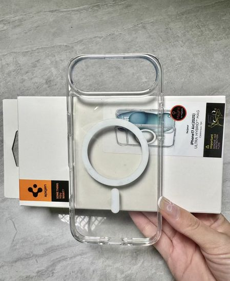 Spigen Ultra Hybrid Magfit Air Shockproof Transparent Magnetic Case