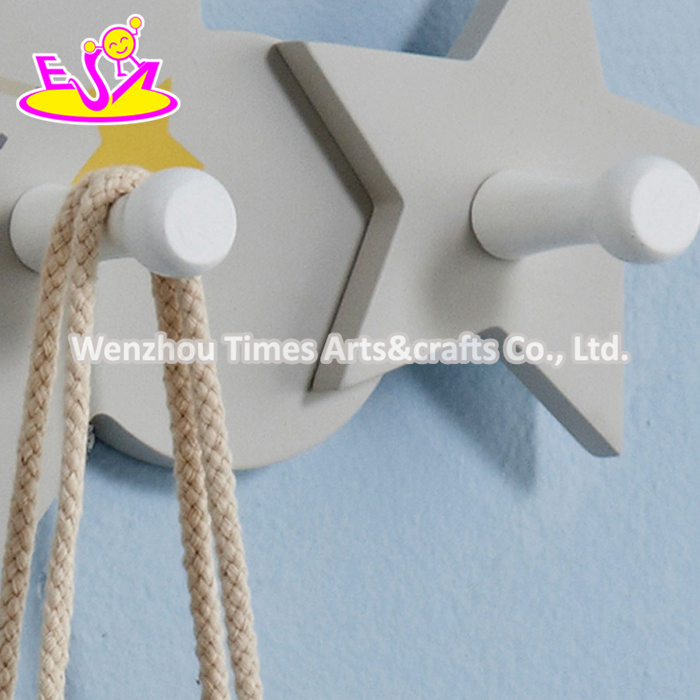 New Design Beautiful Kids Wooden Decorative Hooks for Sale W09b074
