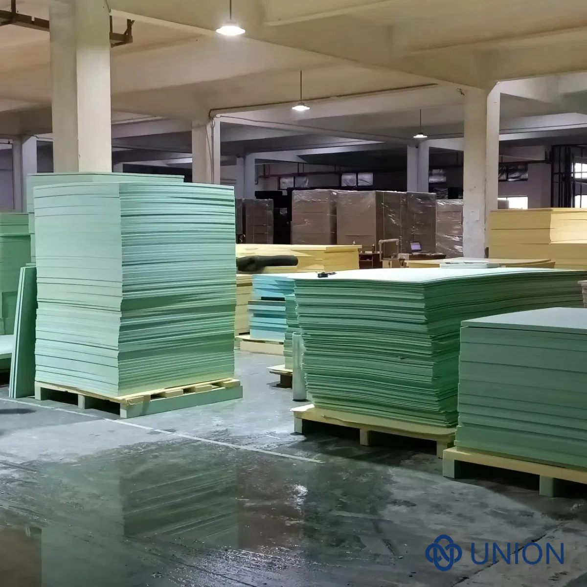 80kg/M3 Density 30mm Thickness PVC Foam Flat Sheet for Harrypora