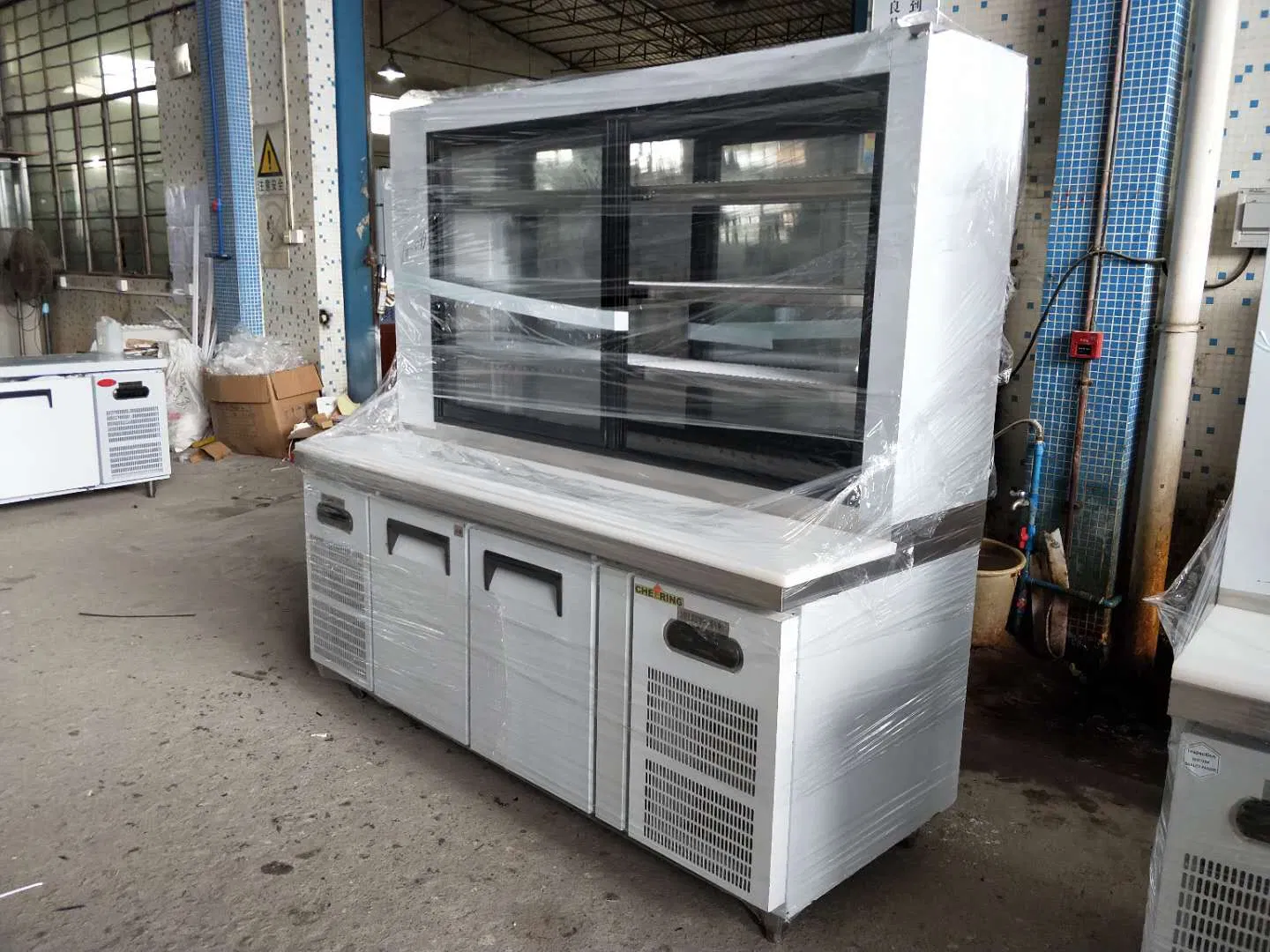 Customized Counter Work Bench Refrigerator with Chopping Block