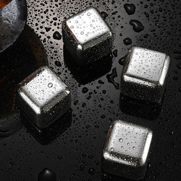 High Quality Whiskey Stone Reusable Stainless Steel Ice Cube Whiskey Chilling Stones