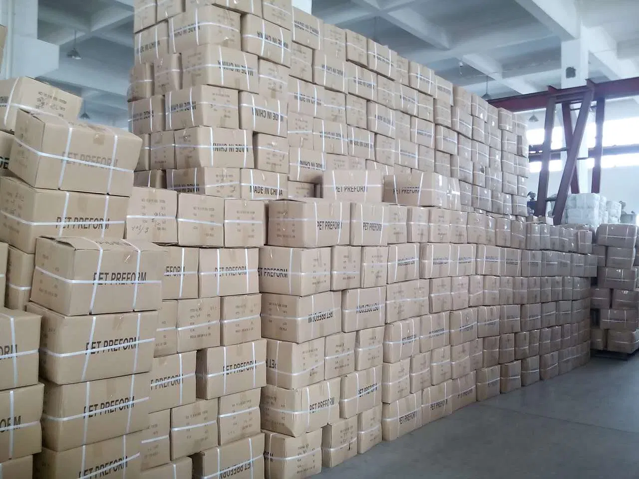 46mm 140g Pet Preform for Cooking Oil (32/27 press neck)