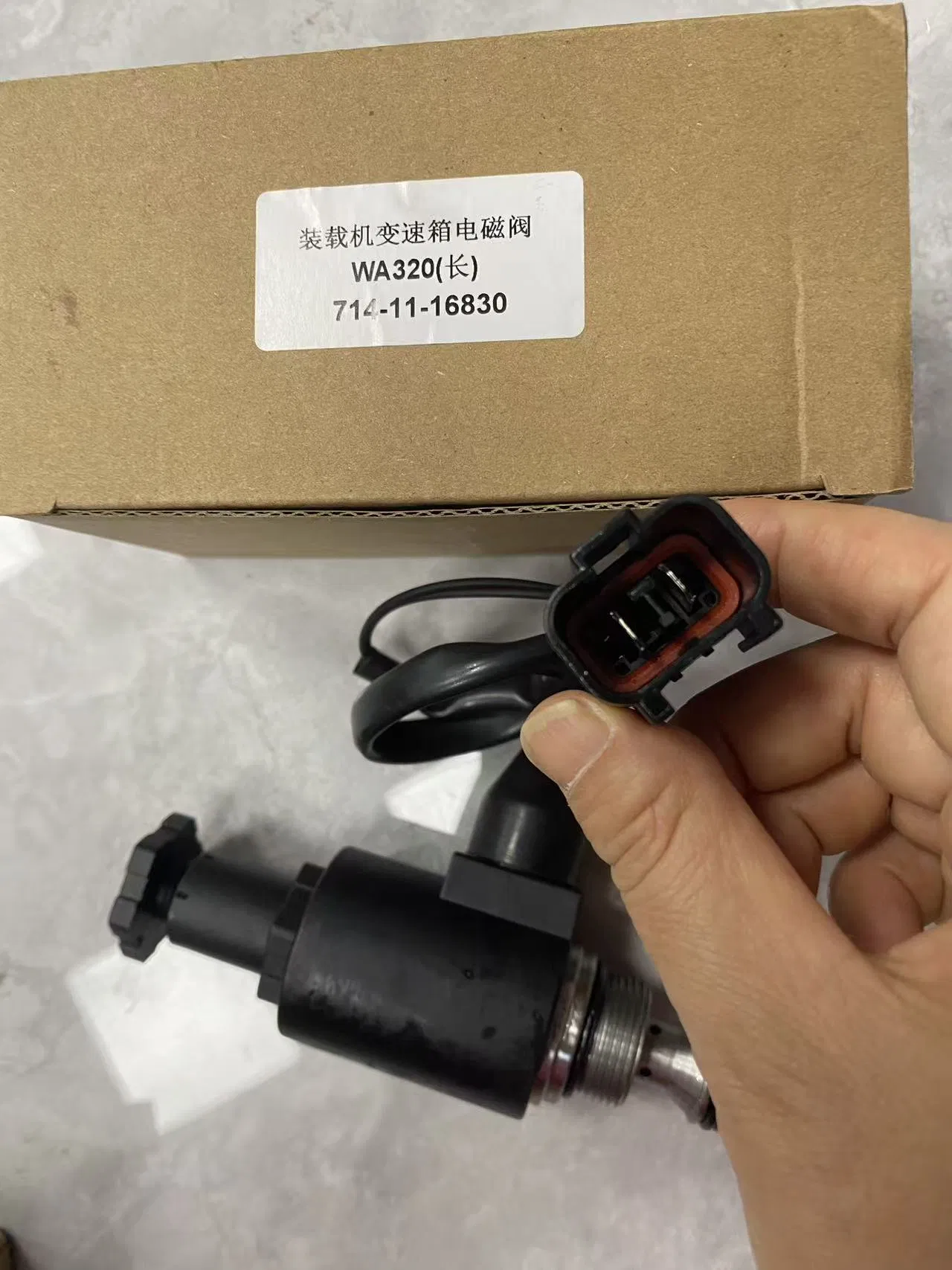 Соленоид клапана управления трансмиссией 714-11-16830 для Komatsu