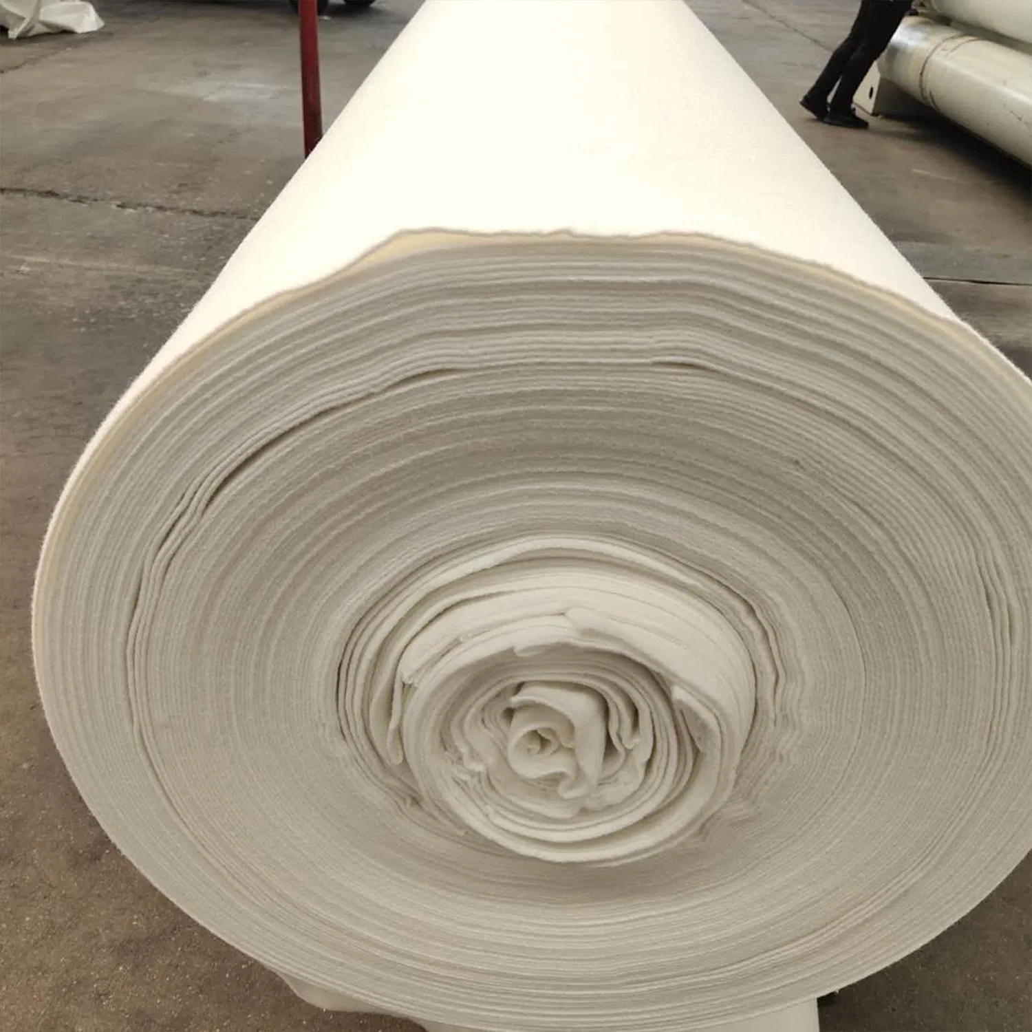 Polyester/Polypropylene Nonwoven Geotextile for Filtration, Isolation, and Reinforcement of Landfill Tailings Treatment