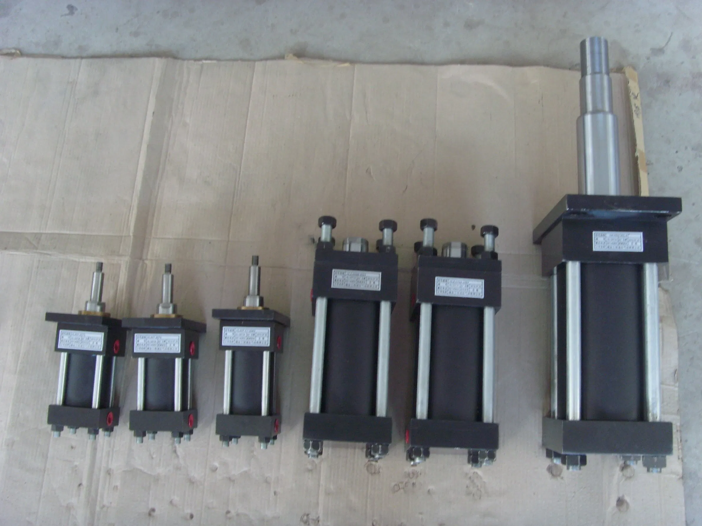 Гидроцилиндр YG2 32-250мм двухстороннего действия