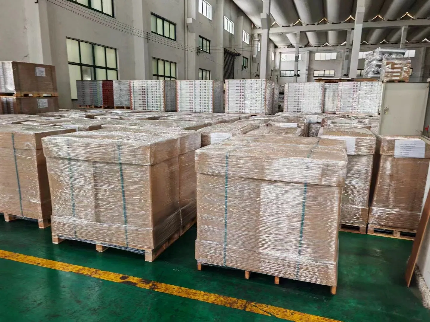 Conductive PVC Vinyl Flooring Size 600mmx600mmx2.5mm Lab Application