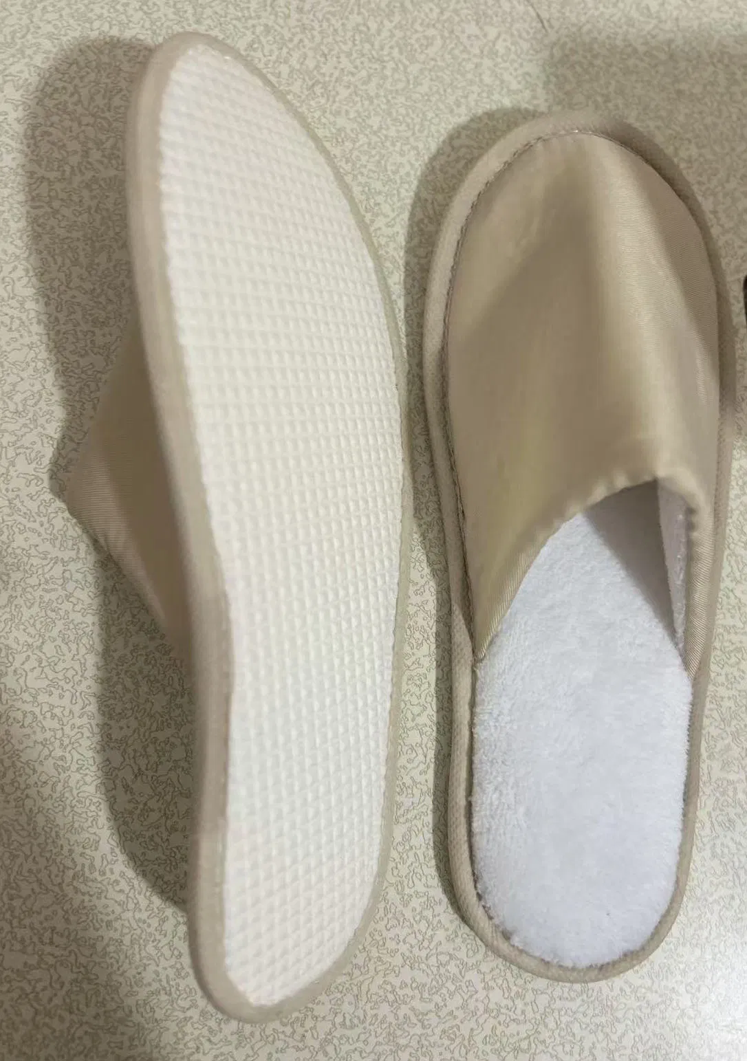 Luxury Anti-Static Disposable Hotel Slippers for Adults and Children