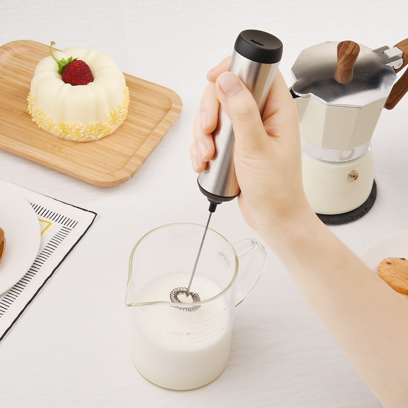 Electric Detachable Stainless Steel Whisk Rechargeable Electric Milk Frother Mini Mixer