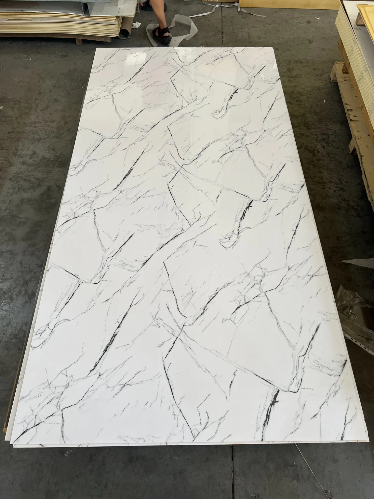 Decoration Material Wall Panel Wood Veneer Carbon Fiber Board