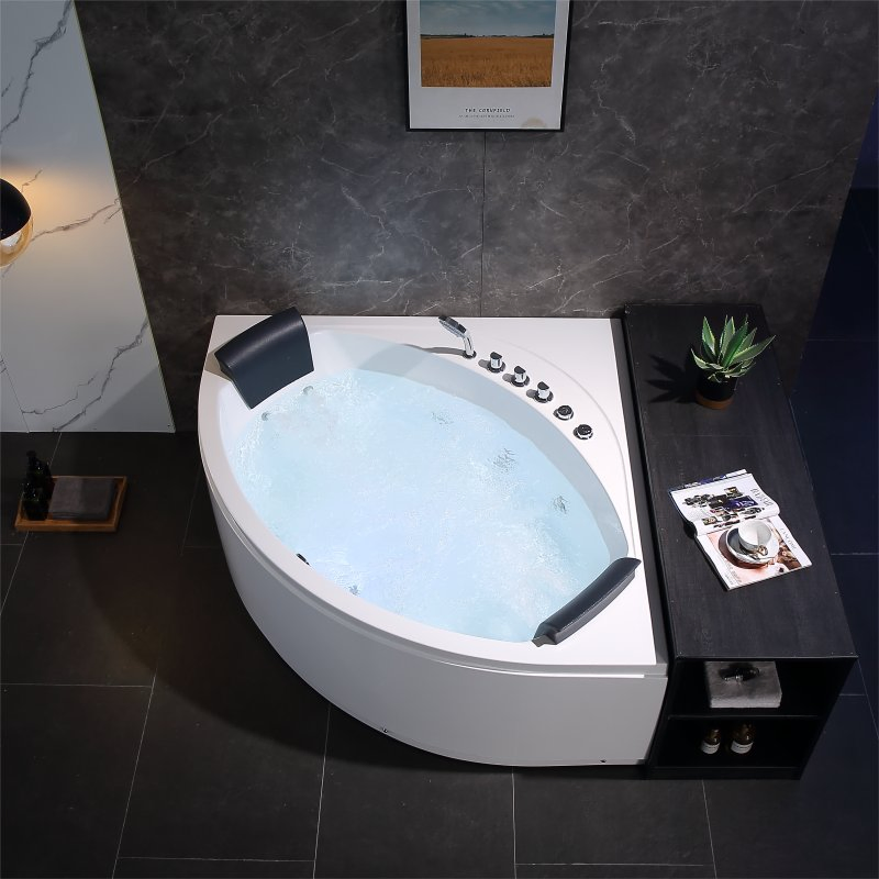 Акриловая угловая ванна для двоих с гидромассажем