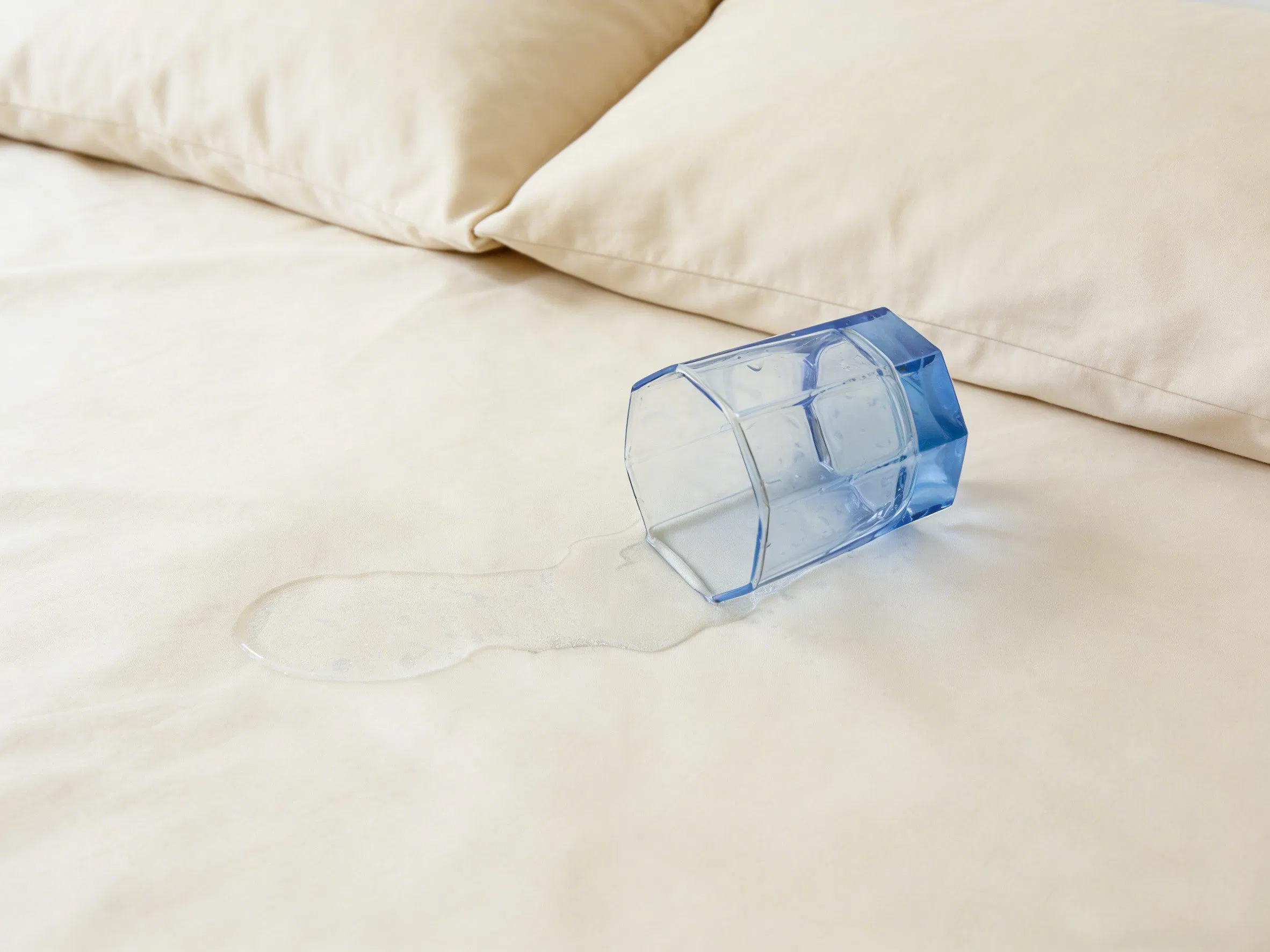 Custom Size Soft Waterproof Bed Sheet Bamboo Flat Sheet Machine Washable Home Textile