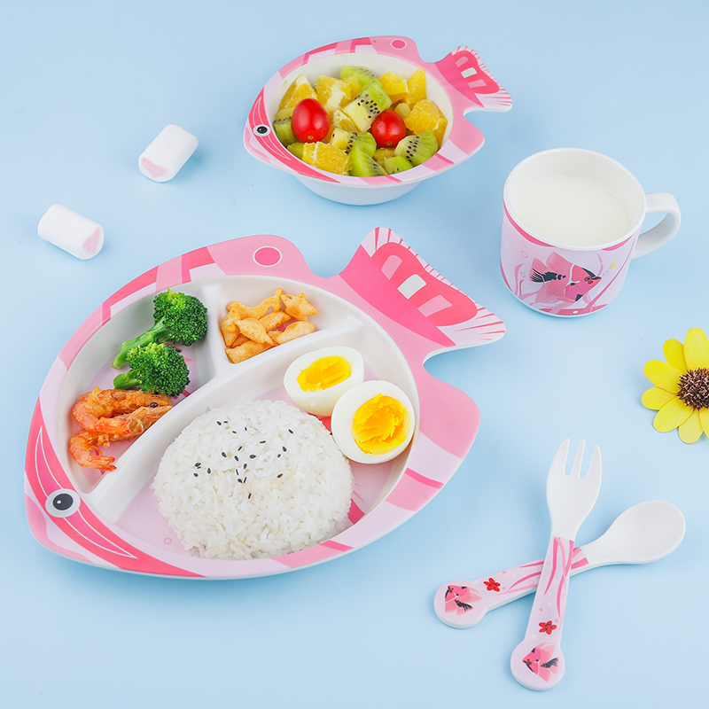 Aohea Osm Luxury Tableware Compartments Wholesale Baby Feeding Set Suction Bowl Spoon Dinnerware Supplies for Kid Dining Child Baby Silicone Spoon Set