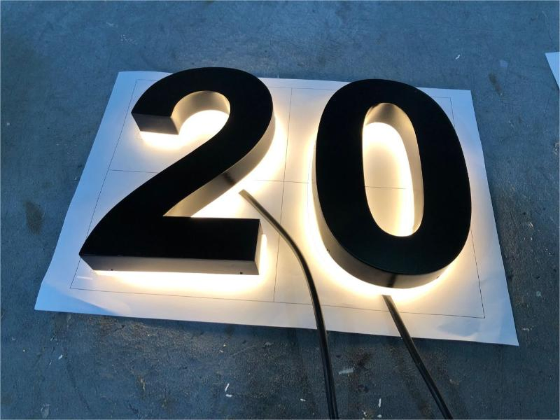 LED Acrylic Illuminated Advertising Plastic or Metal 3D Letter