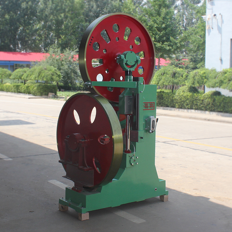 Станок ленточнопильный вертикальный по дереву