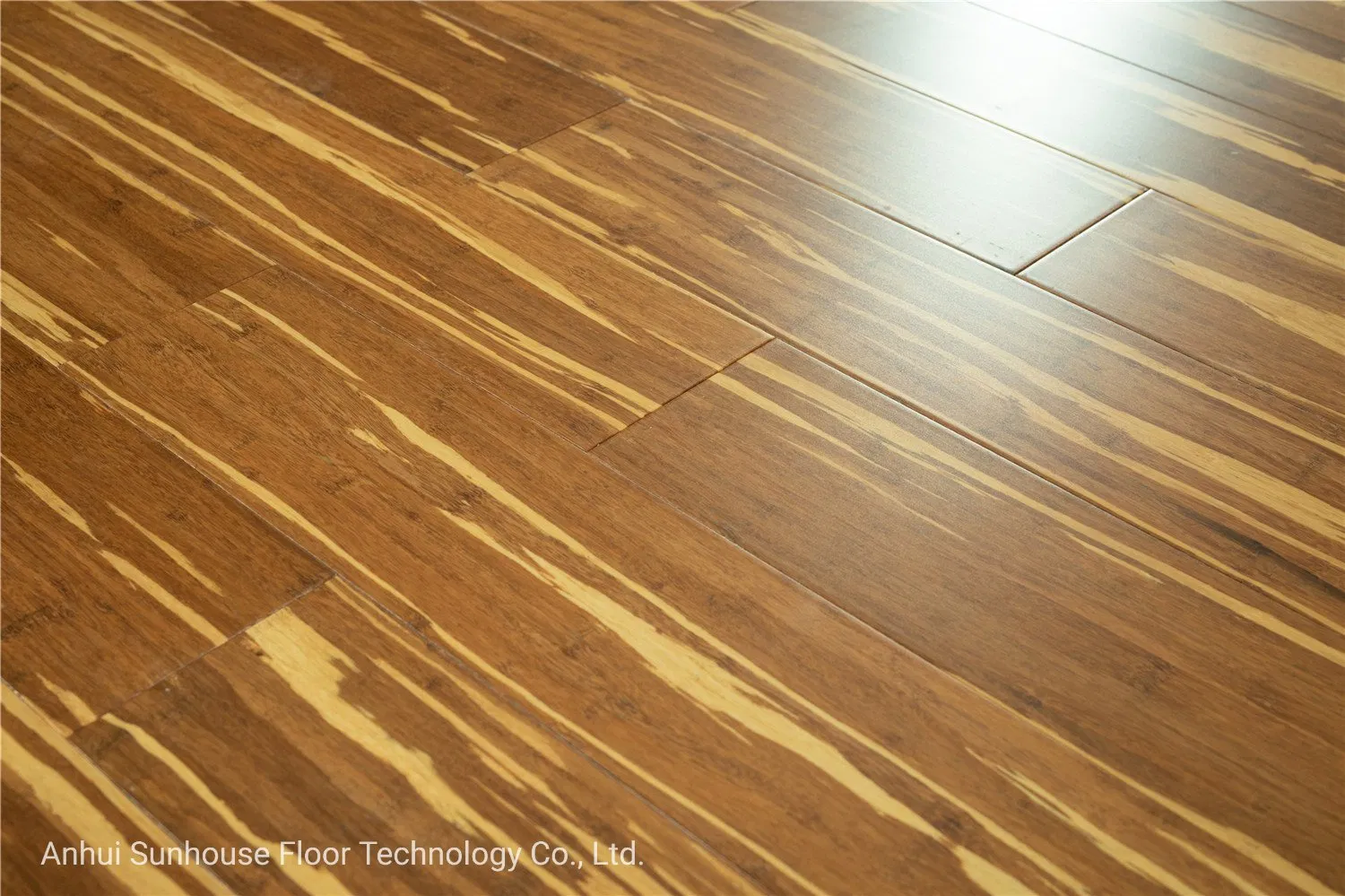 Паркетная доска из бамбука Tiger/Zebra, угольный/натуральный