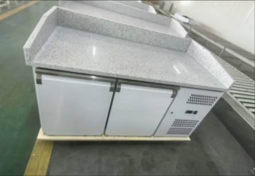 RoHS CE TUV 580L Ventilated with Marble Granite Prep Table Commercial Double Doors Smart Refrigerator for Commercial Restaurant Hotel Chiller Counter