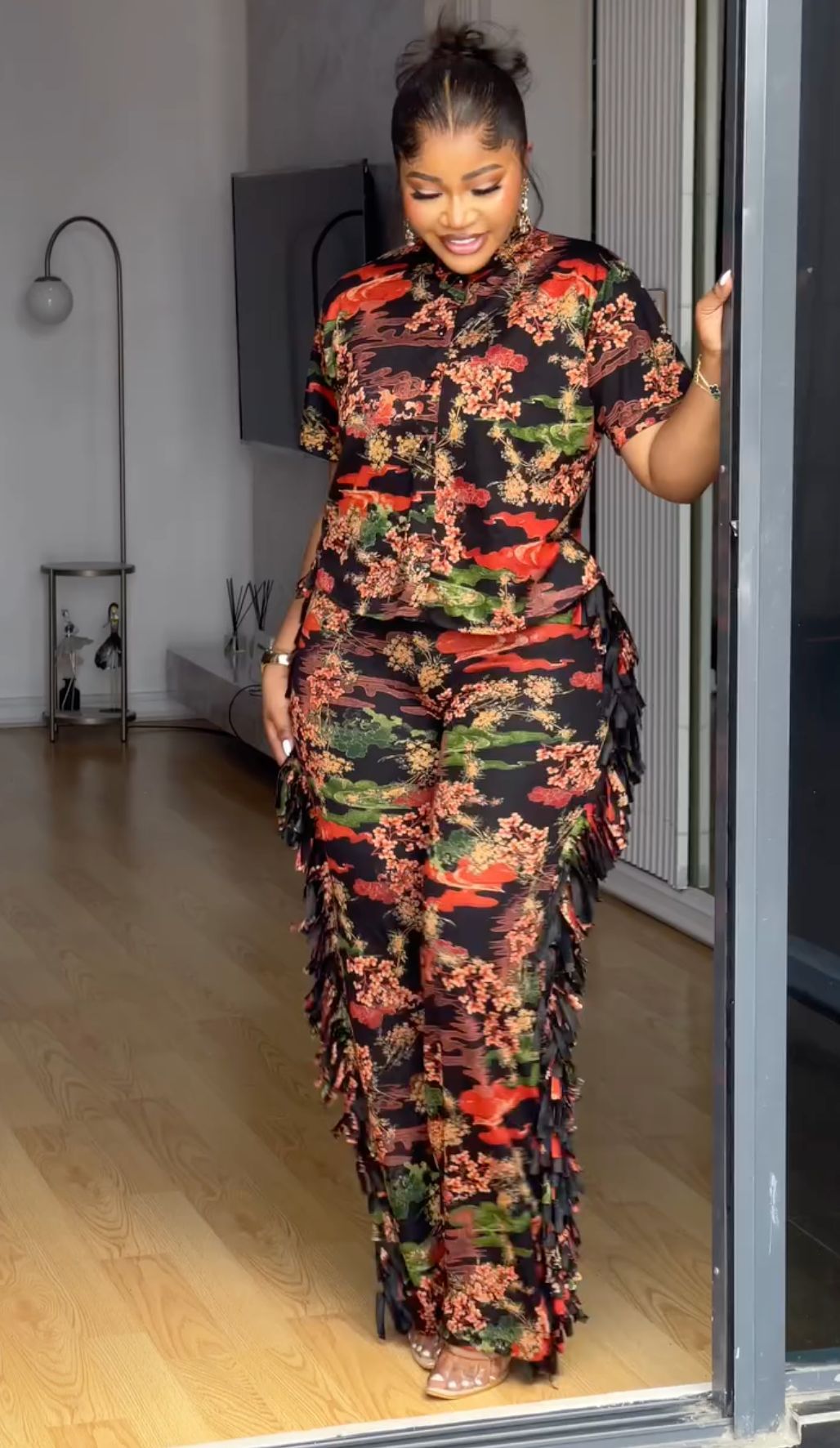 Комплект женский рубашка короткий рукав и брюки широкие