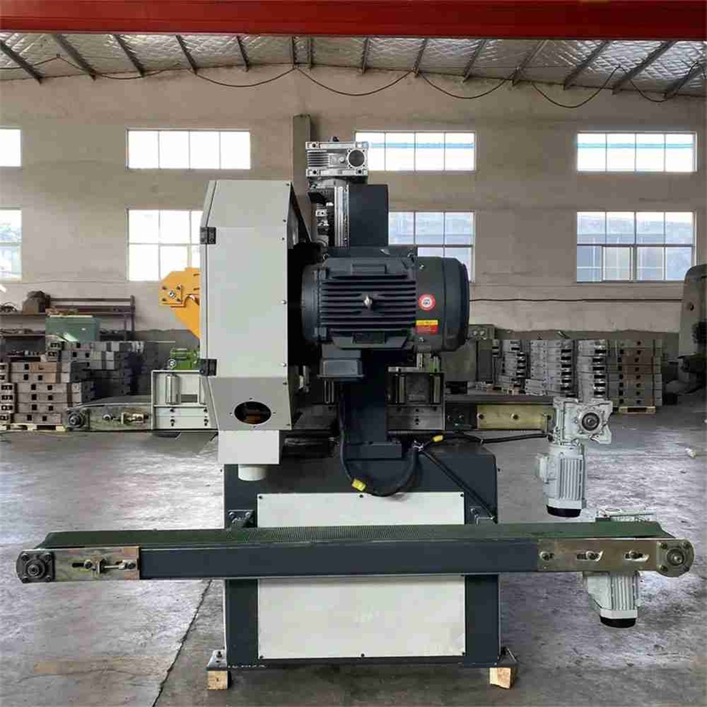 Ленточная пилорама портативная гидравлическая горизонтальная