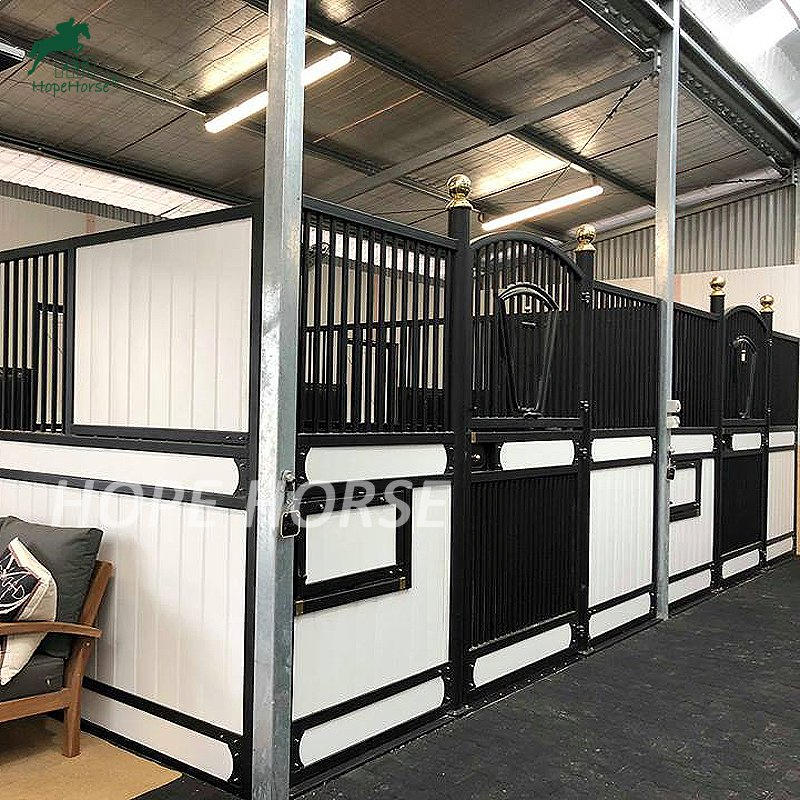 Luxury Permanent Metal Frame Bamboo Steel Frame Horse Boxes for Horses Farm Galvanized Horse Stalls