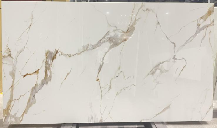 Home Decoration Calacatta Luxury Crystallized Glass Stone for Construction Decoration