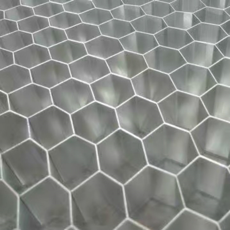 Customizable Dimensions Lightweight Fireproof Material Aluminum Honeycomb Core