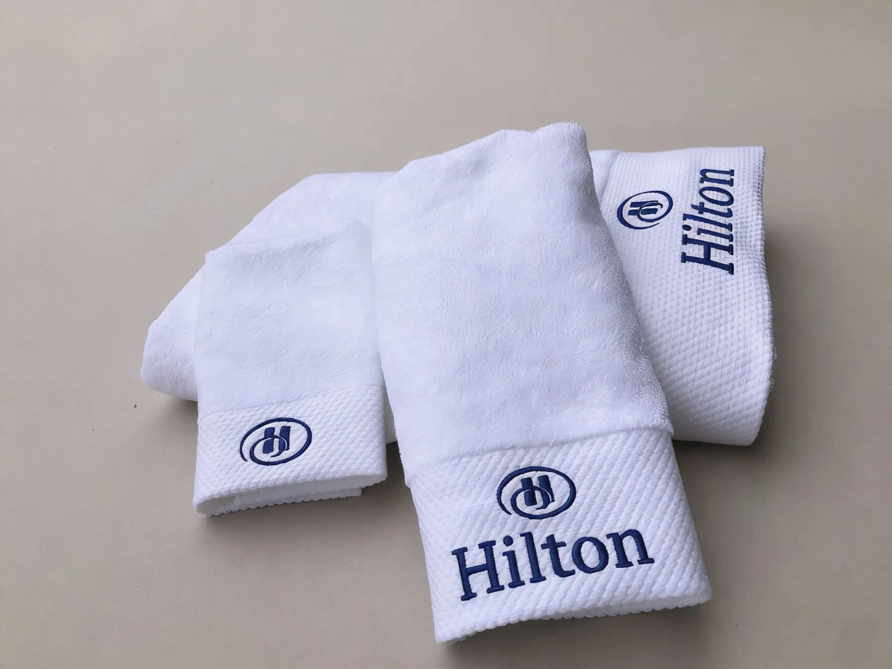 Wholesale 5 Star Luxury Bathroom 100% Cotton Linen Plain Weave Terry Hotel Bath Towel