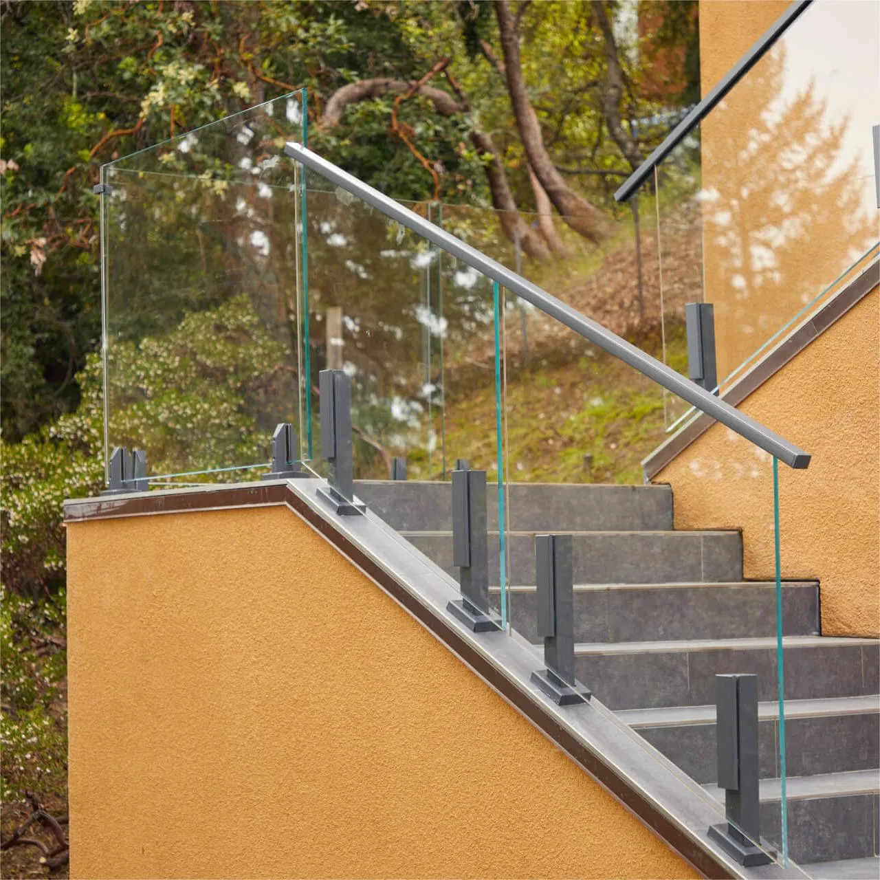 Easy Assembled High Quality Modern Outdoor Balcony Mezzanine Glass Railing