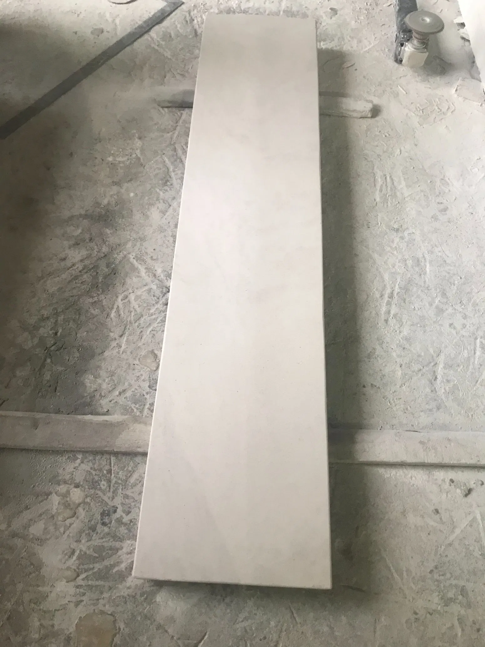 White Stone Honed Sandstone Wall Cladding Tiles Price