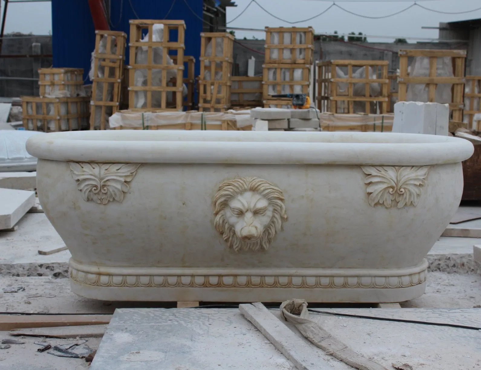 Elegant Design Marble Bath Tub Antique Marble Bathtub with Lion Heads (SYBT-016)