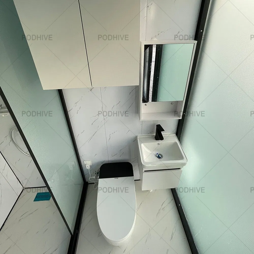 Customized 20FT Modular Modern Tiny Apple Cabin House Wooden 2-Story Pod House Bedroom Outdoor Kitchen Apartment Use-Made China