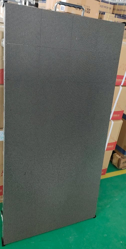 Outdoor Waterproof P3.9 Rental LED Screen for Events