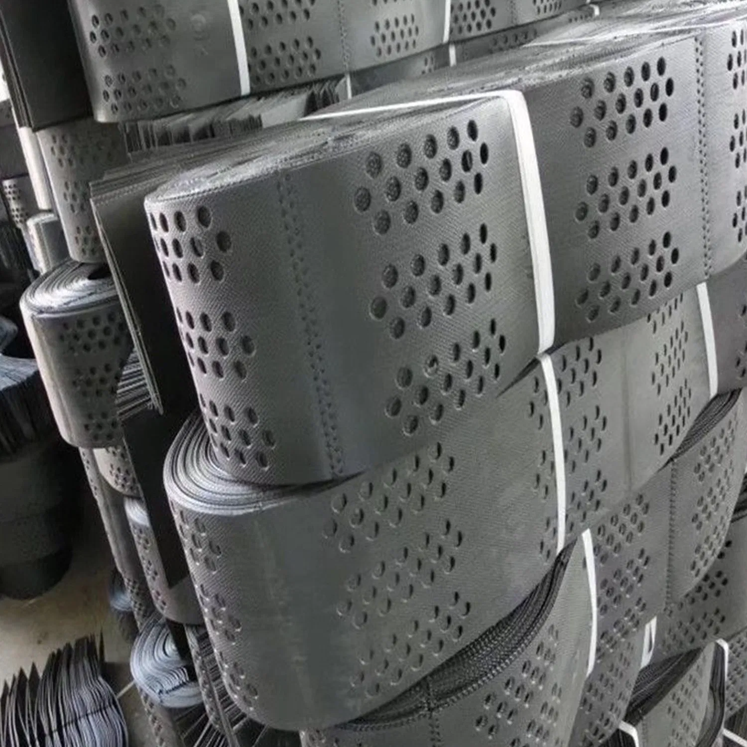 Geocell Room for Grass Planting and Greening in River Regulation