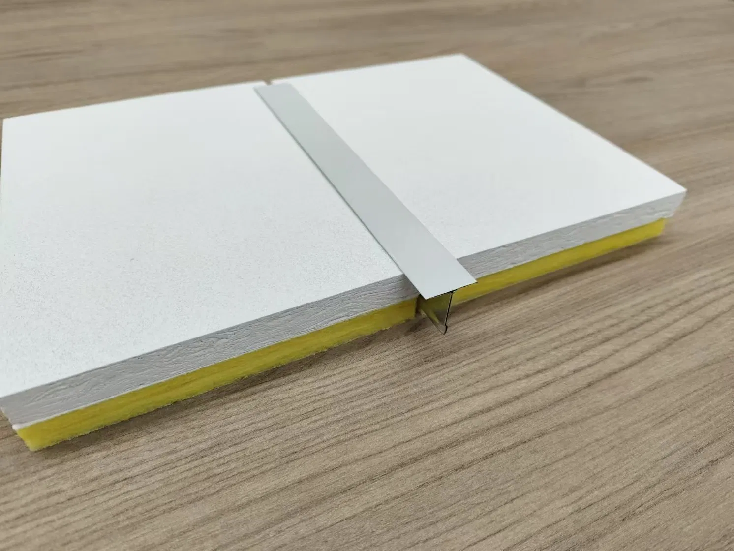 China Acoustic Ceiling Tiles 2X2FT Mineral Wool Insulation Ceiling Board Fiberglass Stonewool Materials