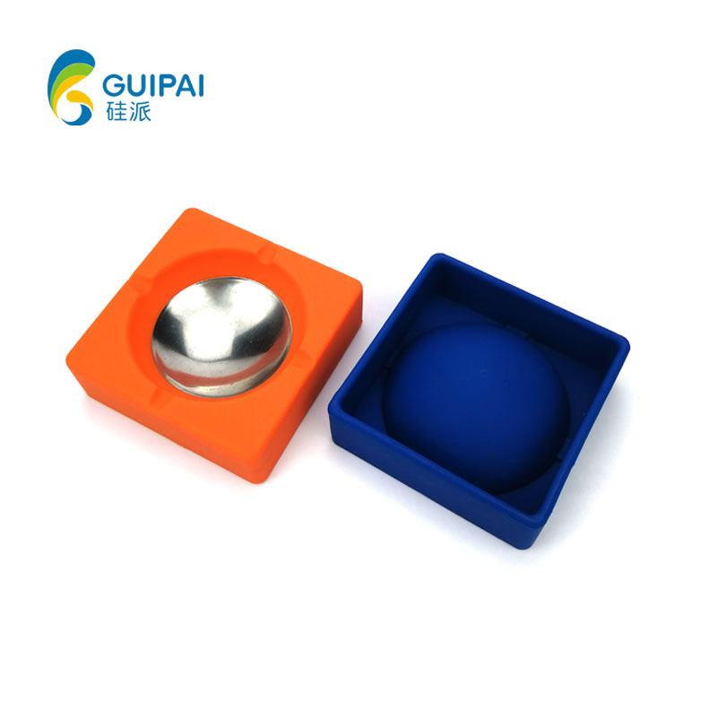 Silicone Pocket Ashtray with Middle Stainless Steel Part