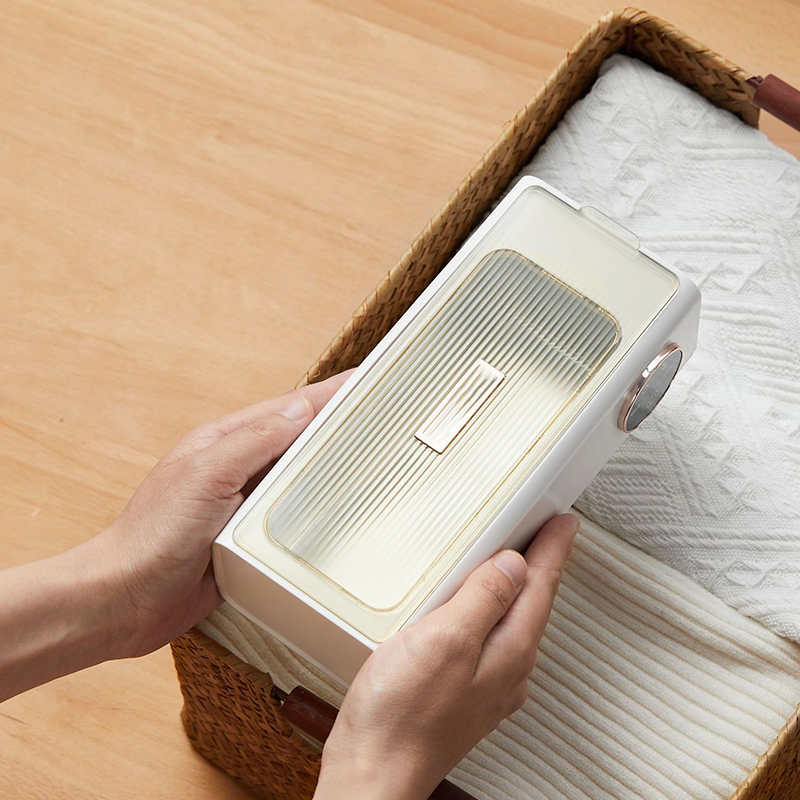 Portable Mini Ultrasonic Cleaner for Jewelry & Eyeglasses
