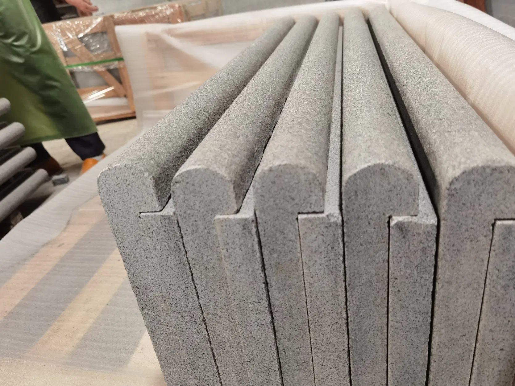 Black Granite Swimming Pool Edge Bullnose Coping Tile Dark Swimming Pool Coping for Villa Natural Stone