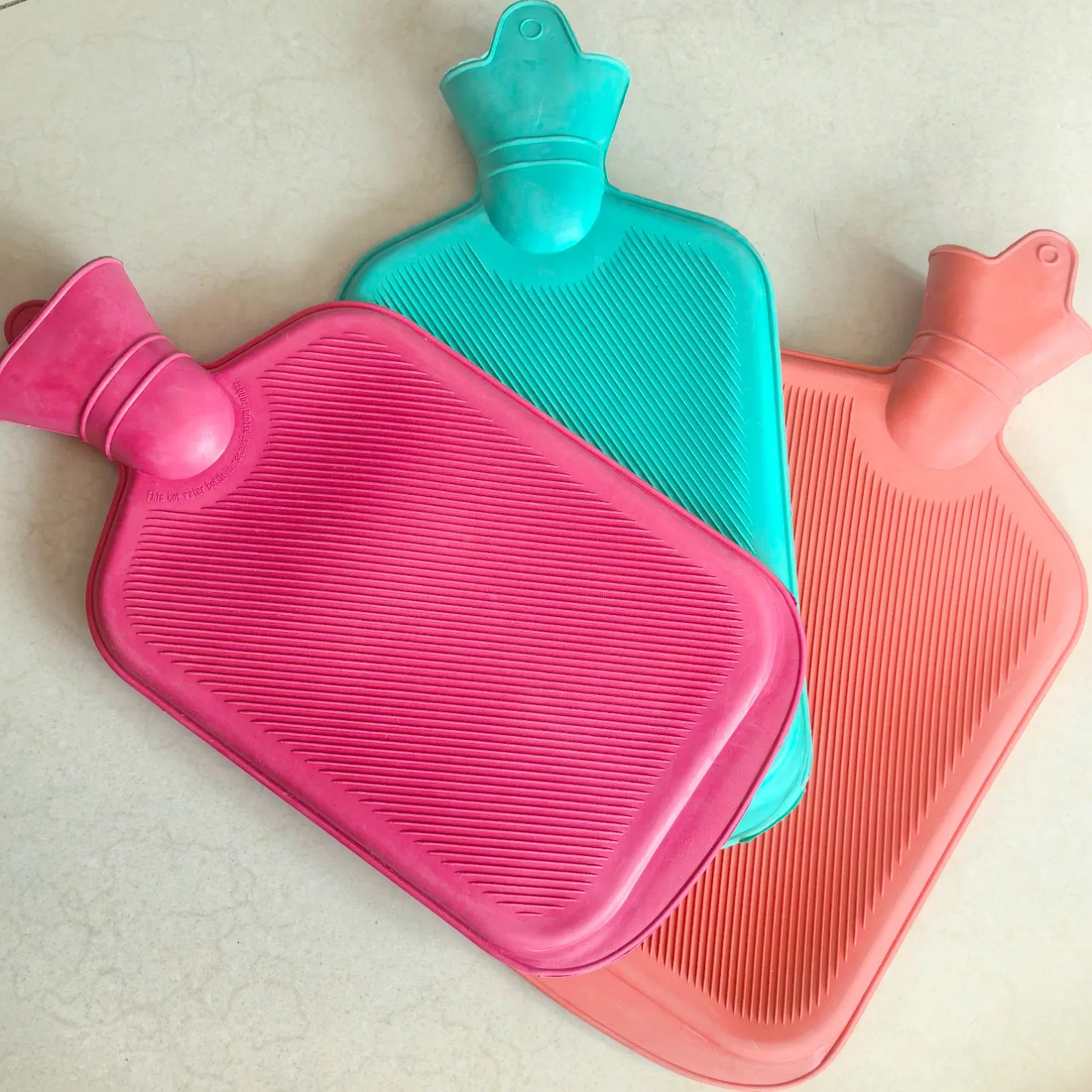 Multicolor PVC Hot Water Bottle in Cheaper Price Rubber Hot-Water Bag for Daily Use Hand Warmer