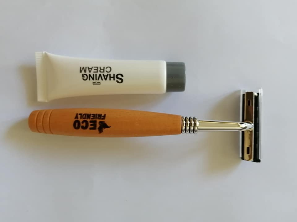 Stainless Steel Hotel Razor & Hotel Shaver & Bamboo Hotel Shaver