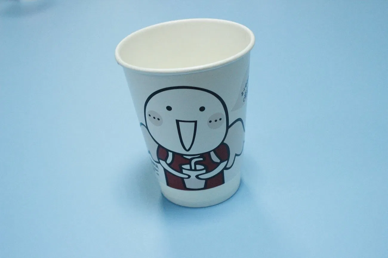Бумажные стаканчики для кофе и напитков на заказ