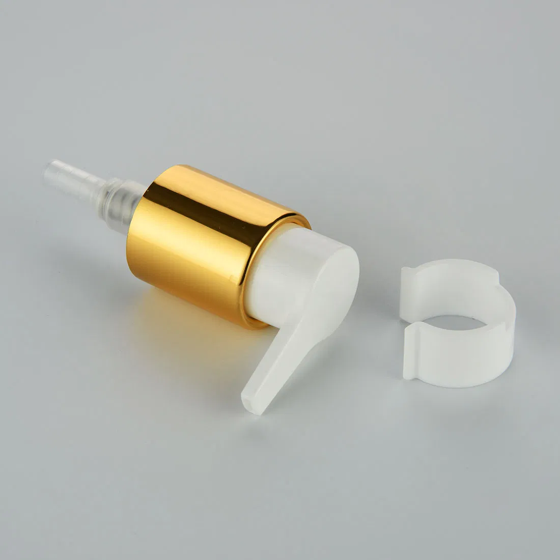 Wholesale Manufactory 28 410 Shampoo Pump Soap Dispenser Oil Pump Black White Plastic Lotion Pump with Clip